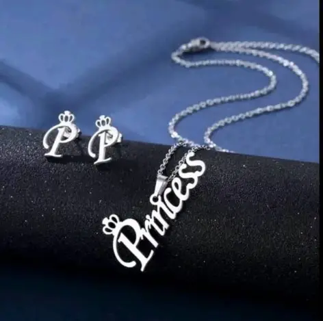 Großhandel Titan Stahl Hip Hop Herz Kreuz Schlüssel Blume Anhänger Halskette mit Ohrringen Set Frauen Männer Schmuck