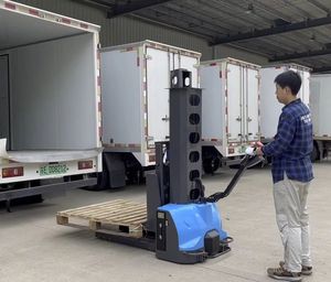 1.3T/1.5T便携式托盘车自装载自提升半电动托盘堆垛机迷你电动叉车剪式升降机