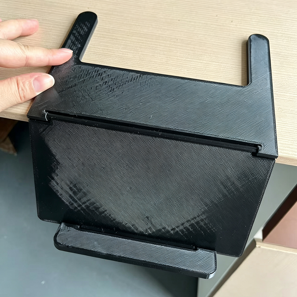 Black01