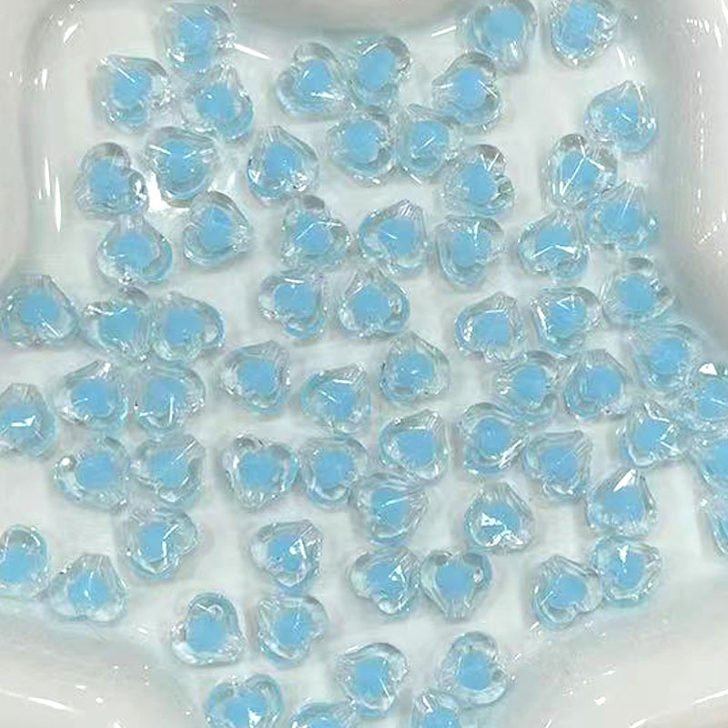 สกายบลูหนึ่งปอนด์มีประมาณ 980 ชิ้น