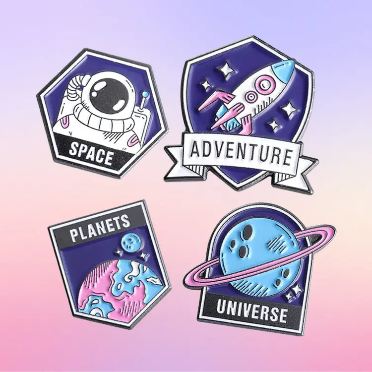 Benutzer definierte neue Design Planeten Universum Raum Astronauten Abzeichen Benutzer definierte coole Abenteuer Soft Emaille Crafts Pins