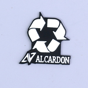 Tùy Chỉnh Khắc Chủ Đề Thể Thao Kim Loại Tiêm Mạ Xe Câu Lạc Bộ Đuôi Logo Stereo Xe Điện Huy Hiệu Biểu Tượng Tráng Men Sản Xuất - Product Image 1