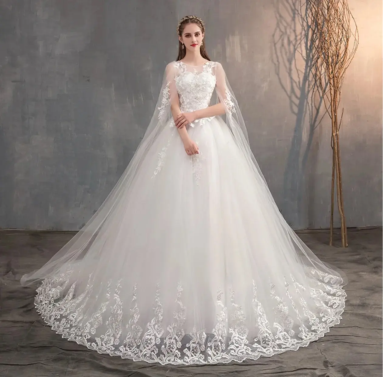 Uzun tren ile 2023 çin düğün elbisesi uzun kap dantel gelinlik nakış prenses artı Szie gelin elbise