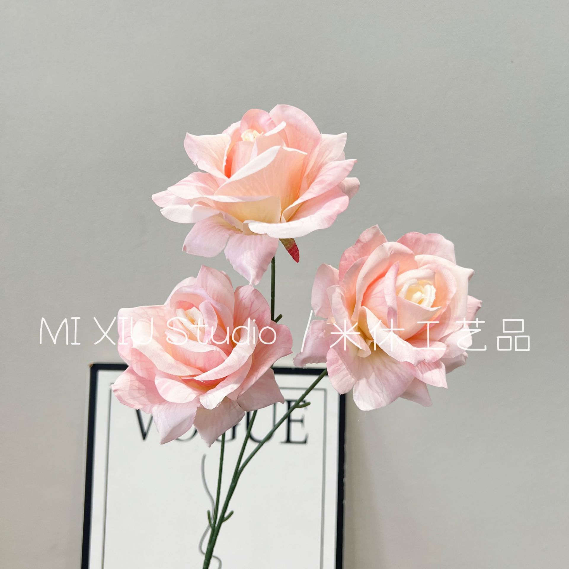 Roses sérigraphiées