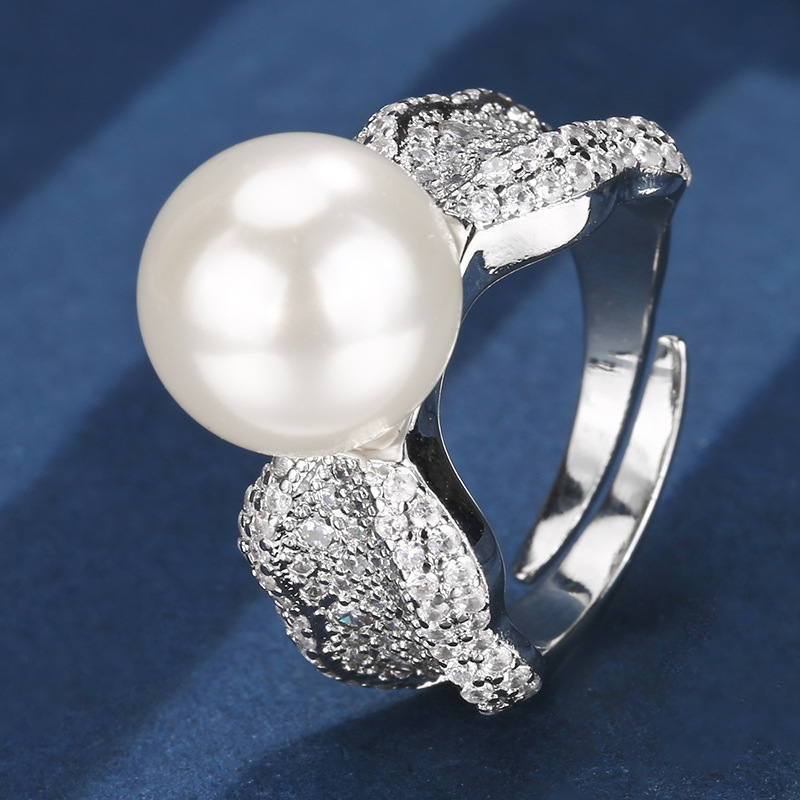 Bague en platine avec perle blanche, taille ajustable