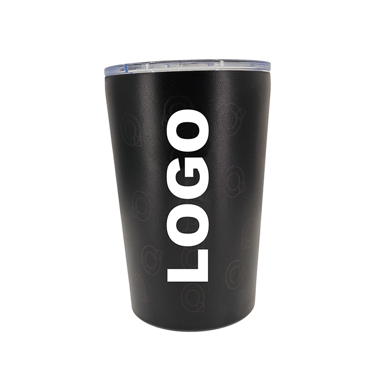 tasse noire