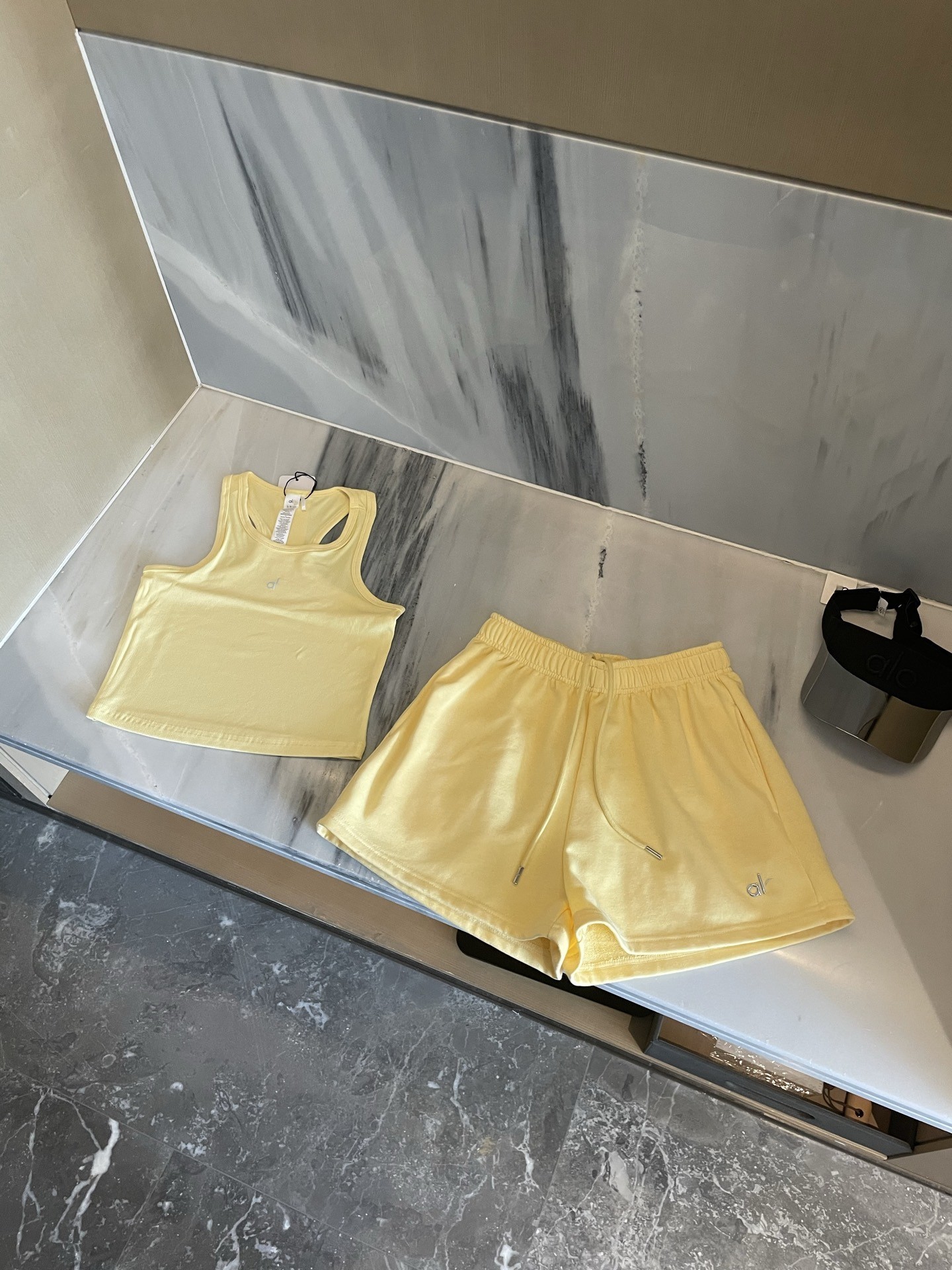 Chicken yellow