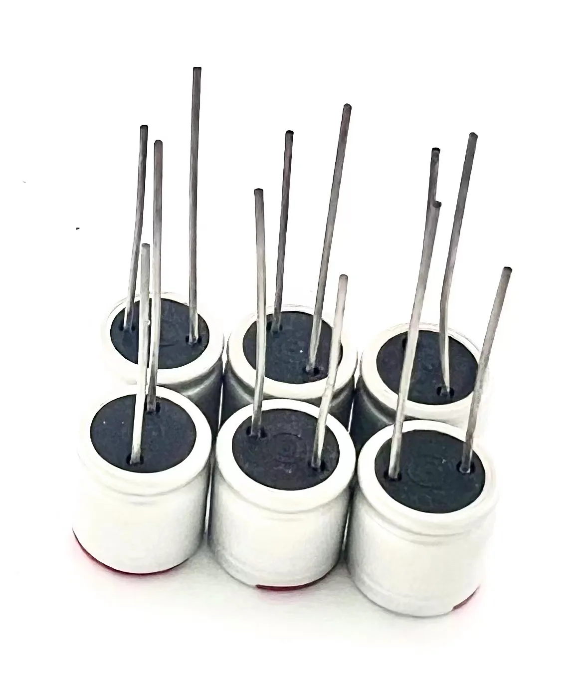 PE 16v470uf Condensador electrolítico de aluminio sólido de polímero conductor (producto estándar)-Tipo radial