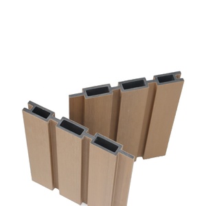 Modernes Gebäude Aluminium Post Wpc Holz Outdoor Zaun Panels Sets