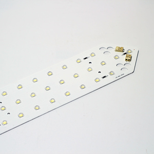 DC 24V ประสิทธิภาพสูง LED ไฟ PCB ลูกศรโมดูลแยก SMD 3528เลนส์ (60องศา) สำหรับไฟจราจรแอพลิเคชัน - Product Image 3