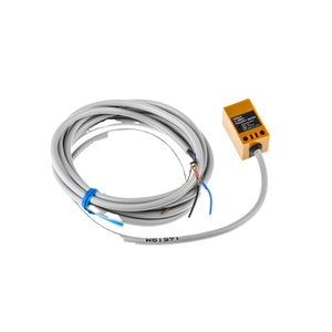 欧姆龙TL-Q5MC1接近传感器块接近开关 - Product Image 1