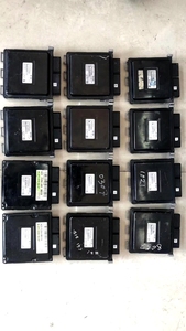奔驰M电子模块发动机控制单元电脑板ECU 271 272 273 - Product Image 6