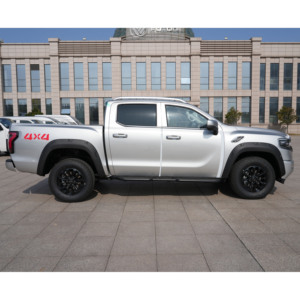 2025 yeni Model Pickup Foton Pathfinder V9 çift kabin 4WD otomatik R18 lastik boyutu FWD sürücü Turbo motor - Product Image 3