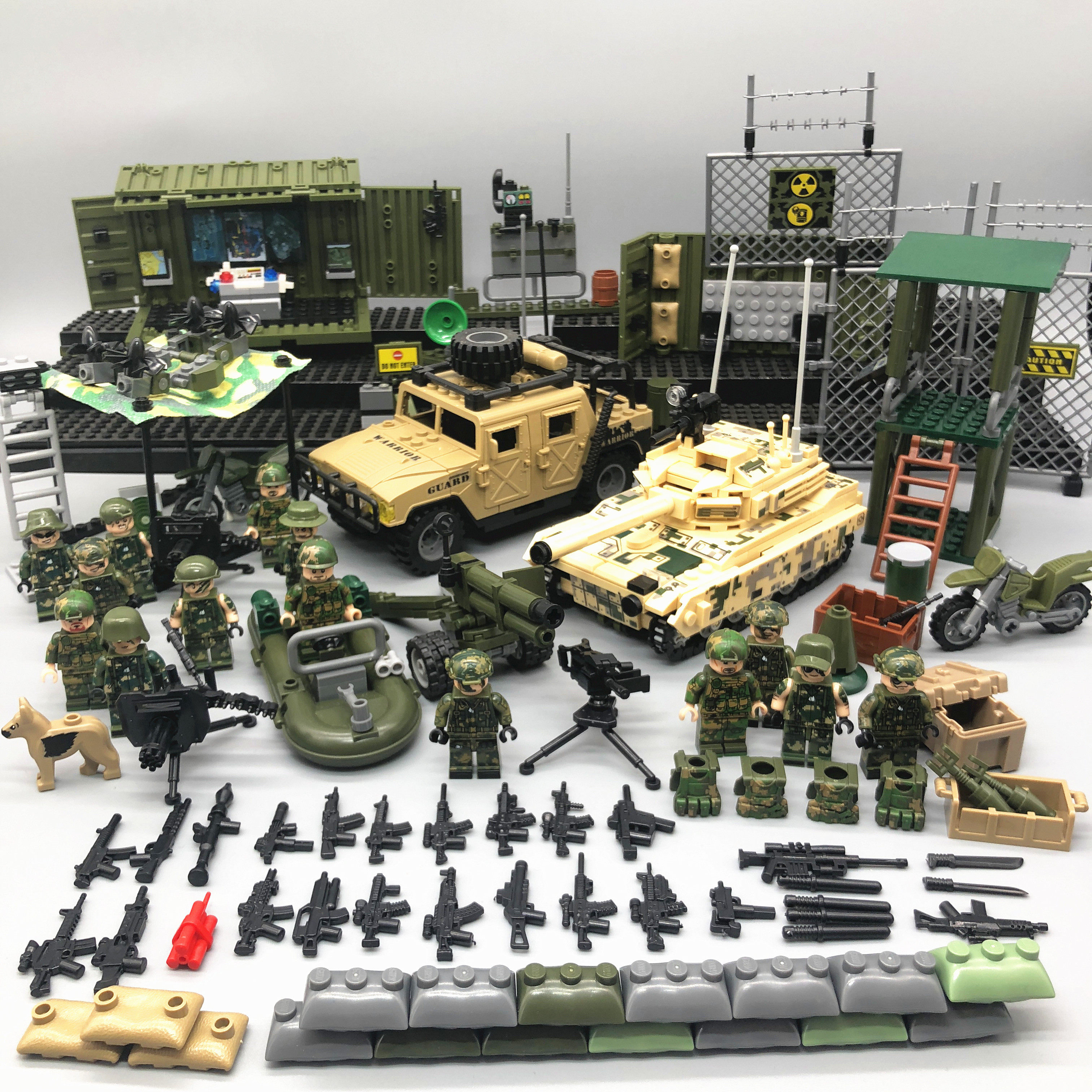Puesto de mando Outpost VT4 Desert Hummer