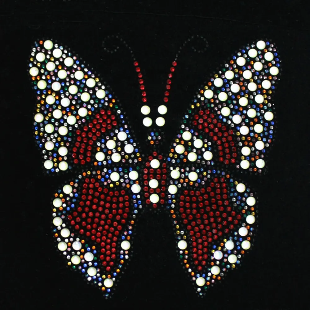 Bietet OEM/ODM Schöne Schmetterling Custom Flatback Strass Logo Wärme übertragung Design für Tanz kostüm
