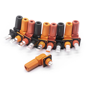 Conectores de almacenamiento de baterías de energía para una conexión paralela eficiente en sistemas de energía renovable - Product Image 5