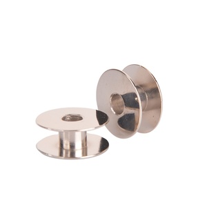 金岑库存批发40264高品质工业缝纫机配件单针机铁扁筒管 - Product Image 1