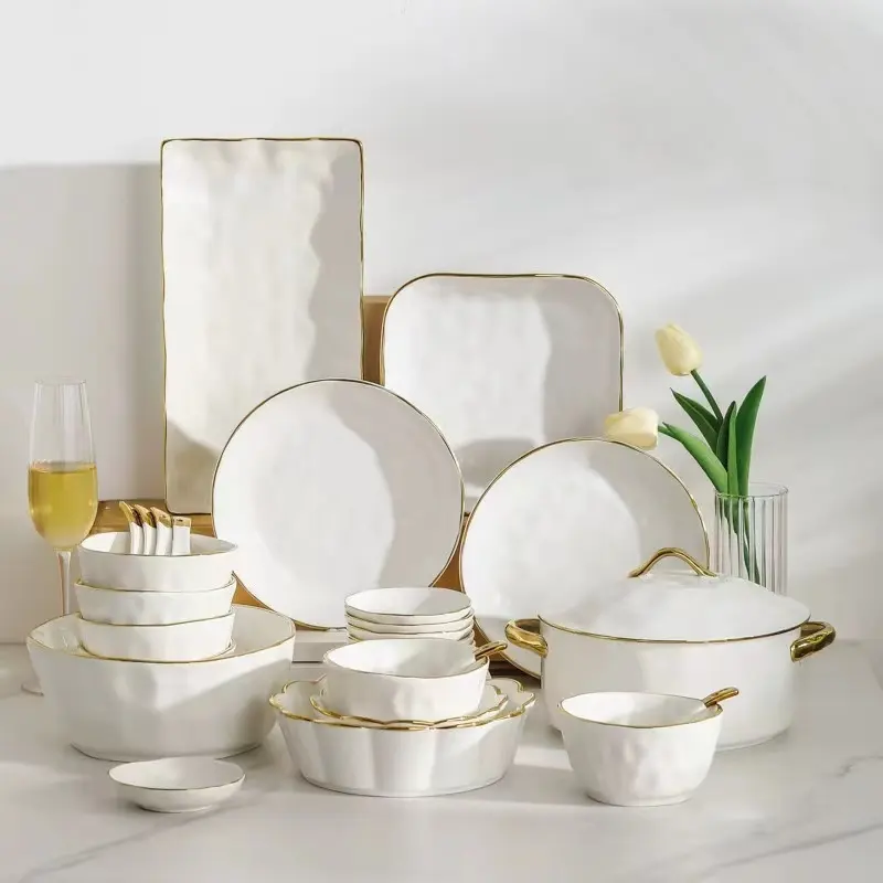 Design Ouro Branco China Placa Fina Conjunto Presente Nórdico Cozinha Casa Casamento Restaurante Festa Cerâmica Dinnerware Set