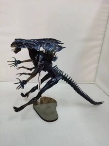 High Quality 17cm <strong>Alien</strong> Queen Action Figure Model Xenomorph Movable Mode Toy - Product Image 3