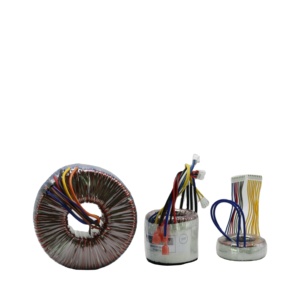 Hochwertige einphasige für Spannungs konter eingang 220V Ausgang 12V 13V 14V Wasserdichte Transformatoren für neue Energie - Product Image 1