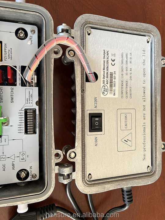 Catv Outdoor Optische Knooppunt Met Hoge Hfc 2 Uitgangen Agc Ultra-Low -15dbm Sc Connector Type Voor Ftth Kabel Tv Glasvezel Netwerk