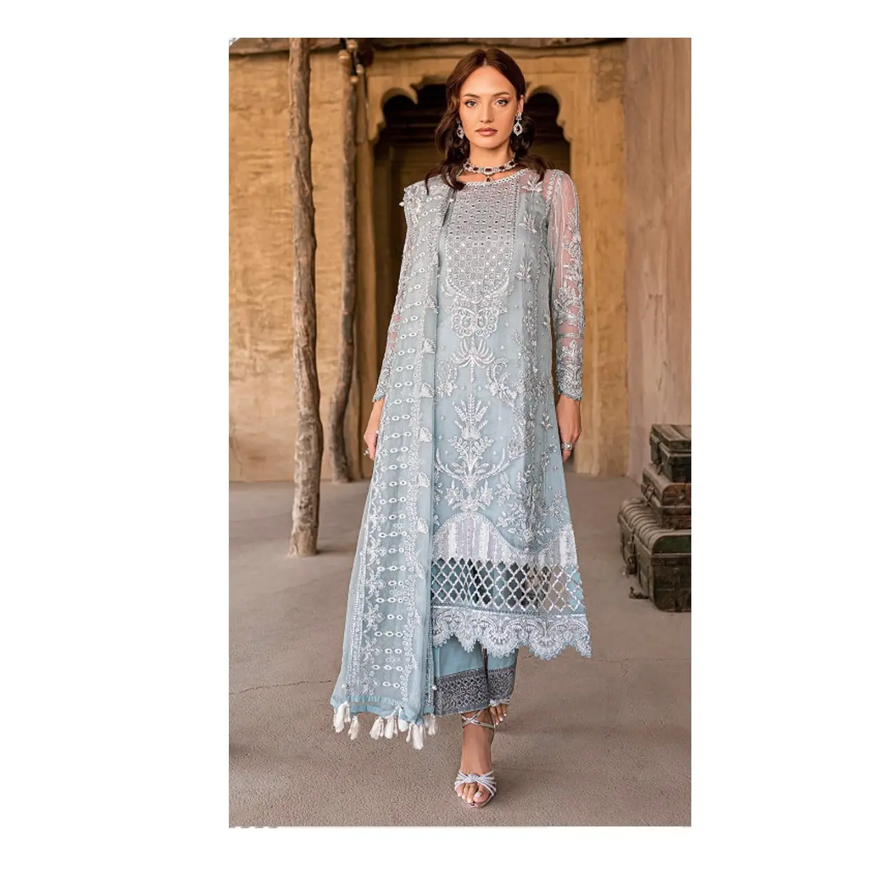 नई Trending डिजाइन कढ़ाई के लिए 3mm इंद्रधनुष अनुक्रम काम Alkaram पाकिस्तानी सूट महिलाओं से भारतीय आपूर्तिकर्ता