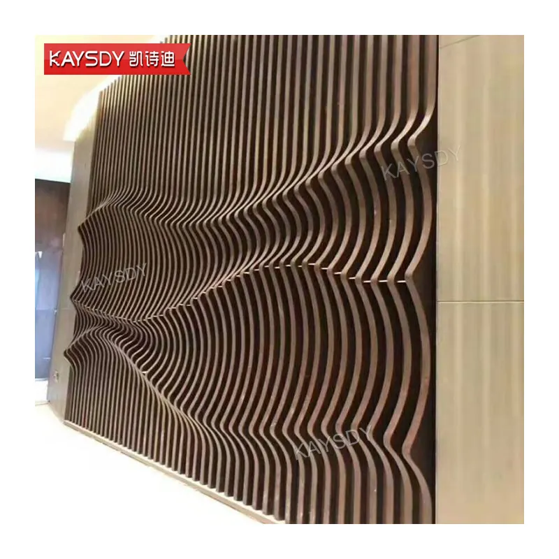 Revêtement adapté aux besoins du client de façade de torsion de recourbement d'arc en métal utilisé comme panneau de mur dans la couleur en bois de grain