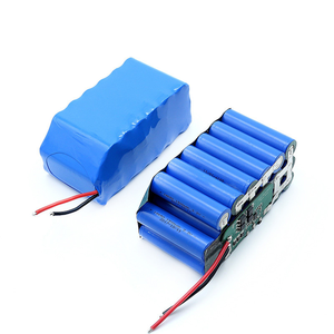 可充电12伏锂离子5000毫安时18650 3S2P 11.1v 12v锂电池组5200毫安时发光二极管灯 - Product Image 3