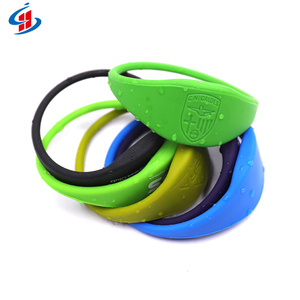 Free Sample 13.56MHz F08 Dual Color NFC Payment Wristband with RFID Communication Interface for Access Control Card - Product Image 3