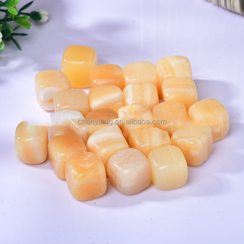 Cube de Calcite Jaune Trommelé 2-3cm