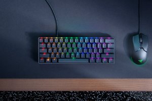 Razer Huntsman迷你人体工程学光开关60% 外形游戏键盘 - Product Image 2