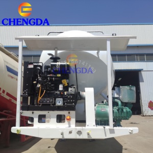 中国高品质新型重型<span class=keywords><strong>2025</strong></span>价格散装水泥4轴60吨12轮胎罐45CBM散装粉末半挂车待售
