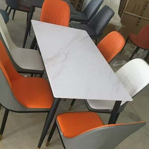 יוקרה להתאמה אישית יוקרה קוורציט טבעי קלאסי שולחן אוכל השיש עם רגלי נירוסטה