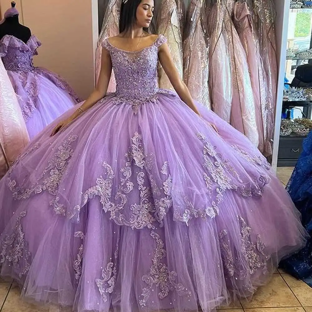 Lilac Vestidos Quinceanera Ball Gown Sweet 15 16 Vestido Com Arco Frisado Lace Applique Graduação Partido Vestidos MQ491