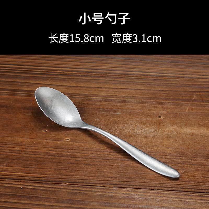 Rounded handle small spoon (for snowflake sand)