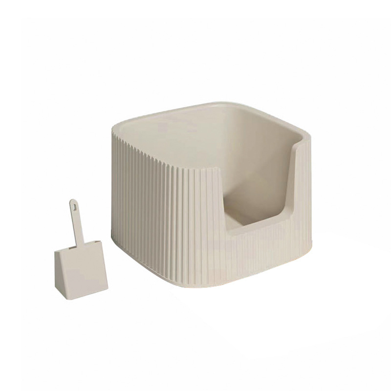Milk tea colored cat litter scoop