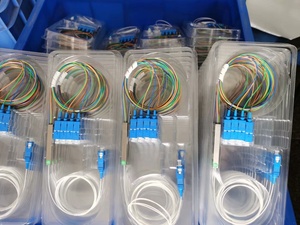 PLC Splitter 1x4 without <strong>Connecter</strong> or with SC Connector Single Mode SM Mini <strong>Type</strong> Fiber Optic PLC Splitter - Product Image 5