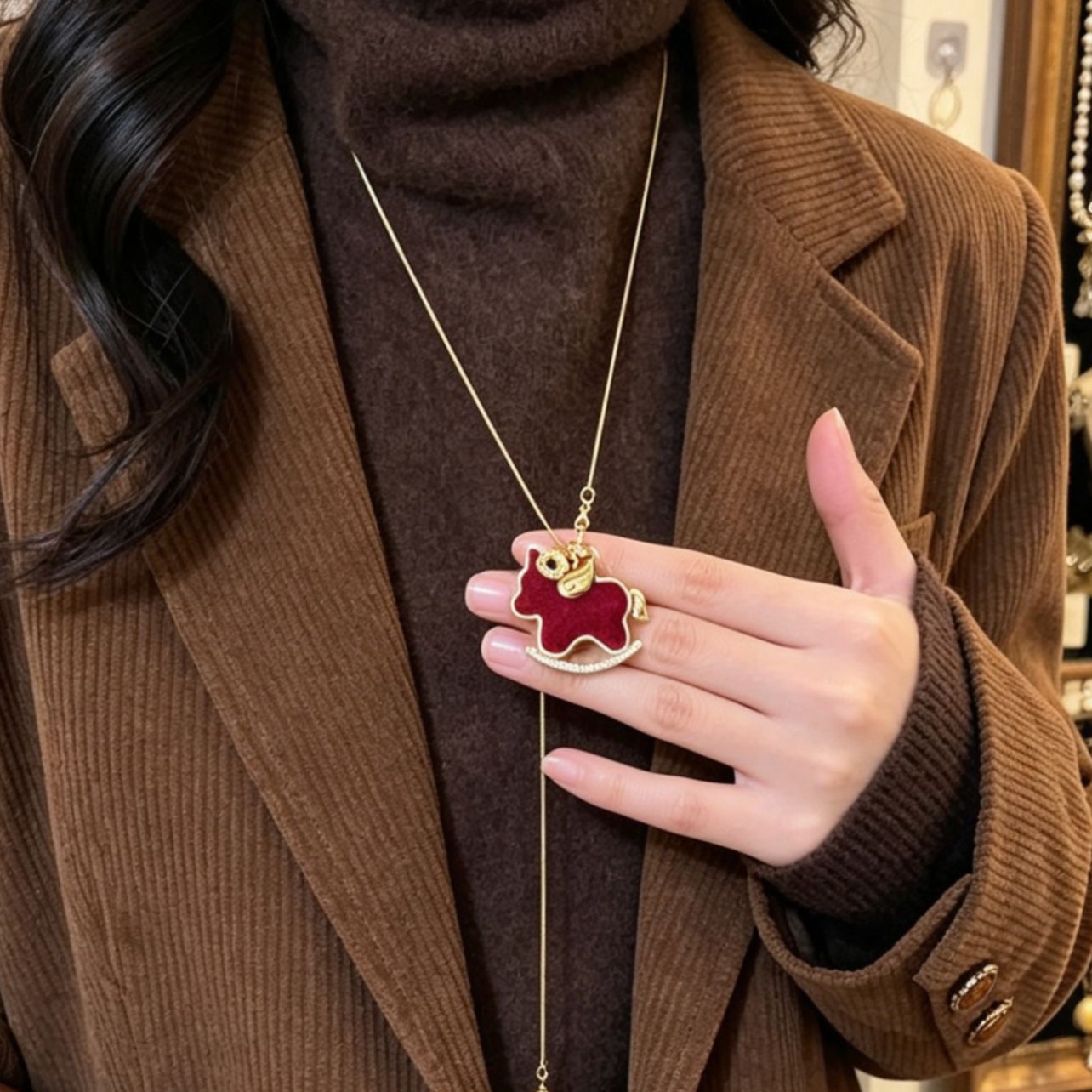 1085 Pull-out Pony Necklace