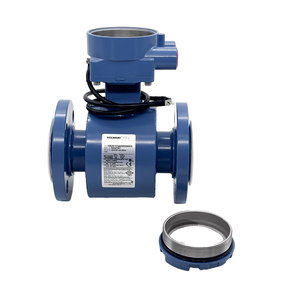 HART/Analog and <strong>Pulse</strong> <strong>Outputs</strong> Available Accuracy of 0.15% 8712 Transmitter Rosemount 8700M Magnetic Flowmeter - Product Image 6