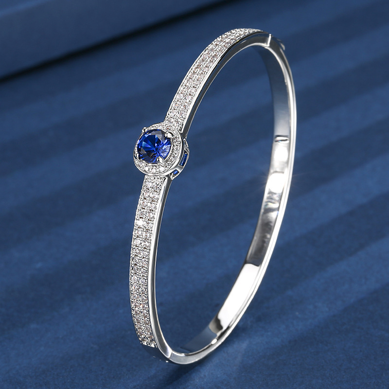Platinum Blue pointed crystal bracelet
