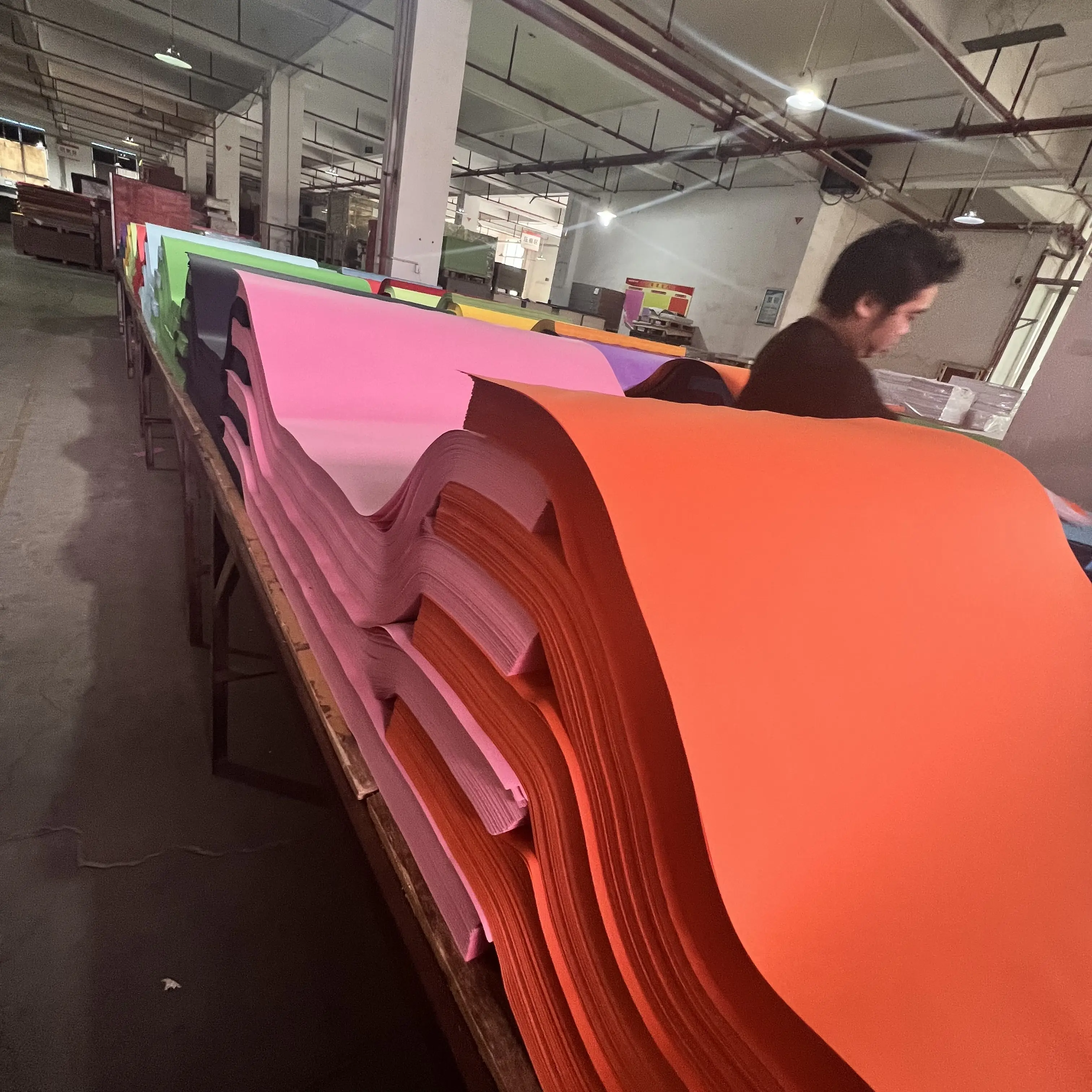 DELIGAO vendita diretta in fabbrica stampa a colori 80g origami fatti a mano 100 fogli taglio carta fai da te per la pittura dell'asilo