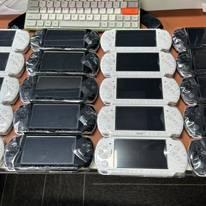 Refurbished Original Gaming <strong>Console</strong> with Aftermarket Shell and Button for PSP3000 Custom Firmware Installed with LOGO