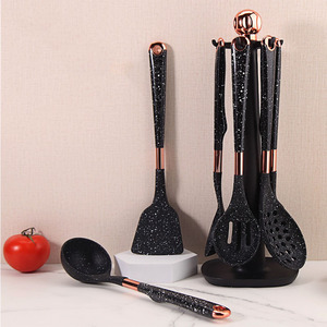 HYRI 7-Piece pişirme kapları döner depolama ile raf seti siyah sprey nokta yapışmaz pişirme Spatula seti mutfak aksesuarları - Product Image 5