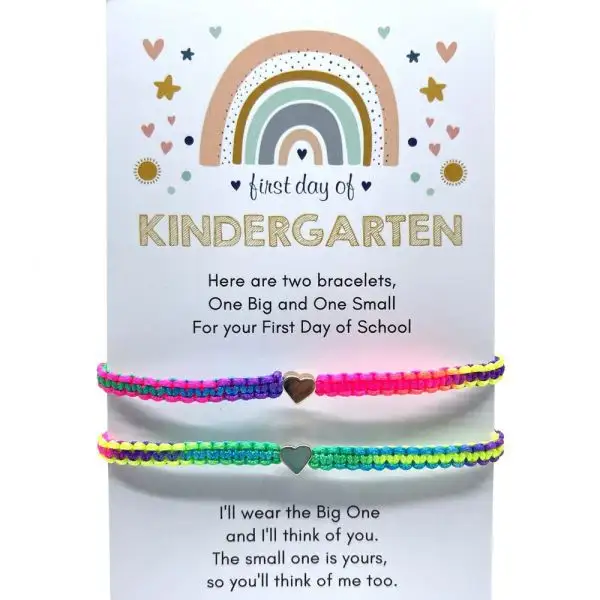 Bonito arco-íris artesanal corda trançada pulseira macramé amor coração volta à escola pulseira conjunto para a menina