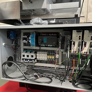 具有基本电机核心部件的高质量数控平面磨床立柱移动机 - Product Image 5