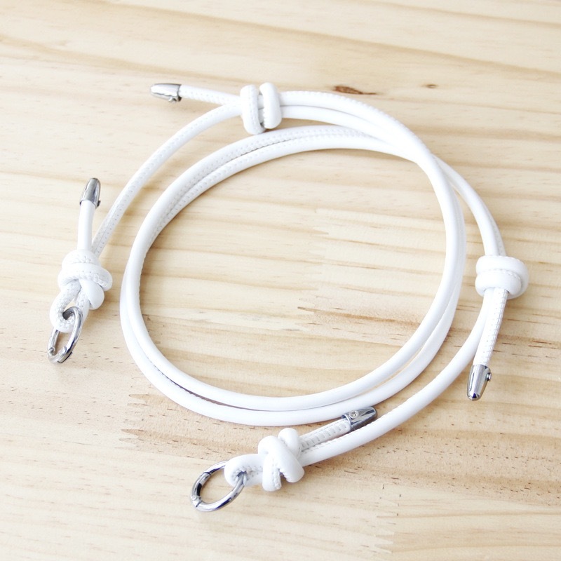 Argento O anello bianco