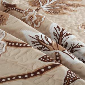Factory Direct Sale Printed Style Polyester Material Maple Leaf Pattern Quilted Craft <strong>Bedding</strong> Set Bedspread &amp; Pillowcases - Product Image 6