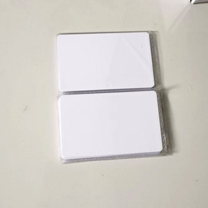 白色空白125kHz射频识别智能聚氯乙烯身份证，带TK4100芯片防水门禁宠物材料，带T5577 EM4305芯片 - Product Image 3