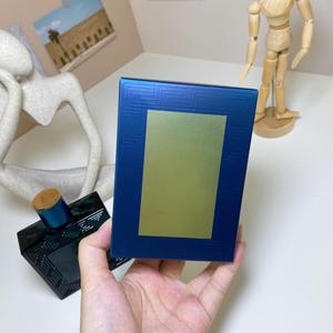 男性の香水の毎日の使用は、控えめでエレガントな一日中の交際を提供します - Product Image 6