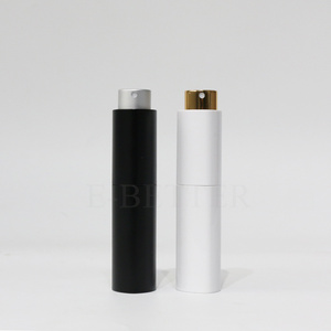 ขวดสเปรย์ฉีดน้ำพลาสติกขนาดเล็ก10มล. ทรงสามเหลี่ยมออกแบบได้ตามที่ต้องการหรูหรา - Product Image 2